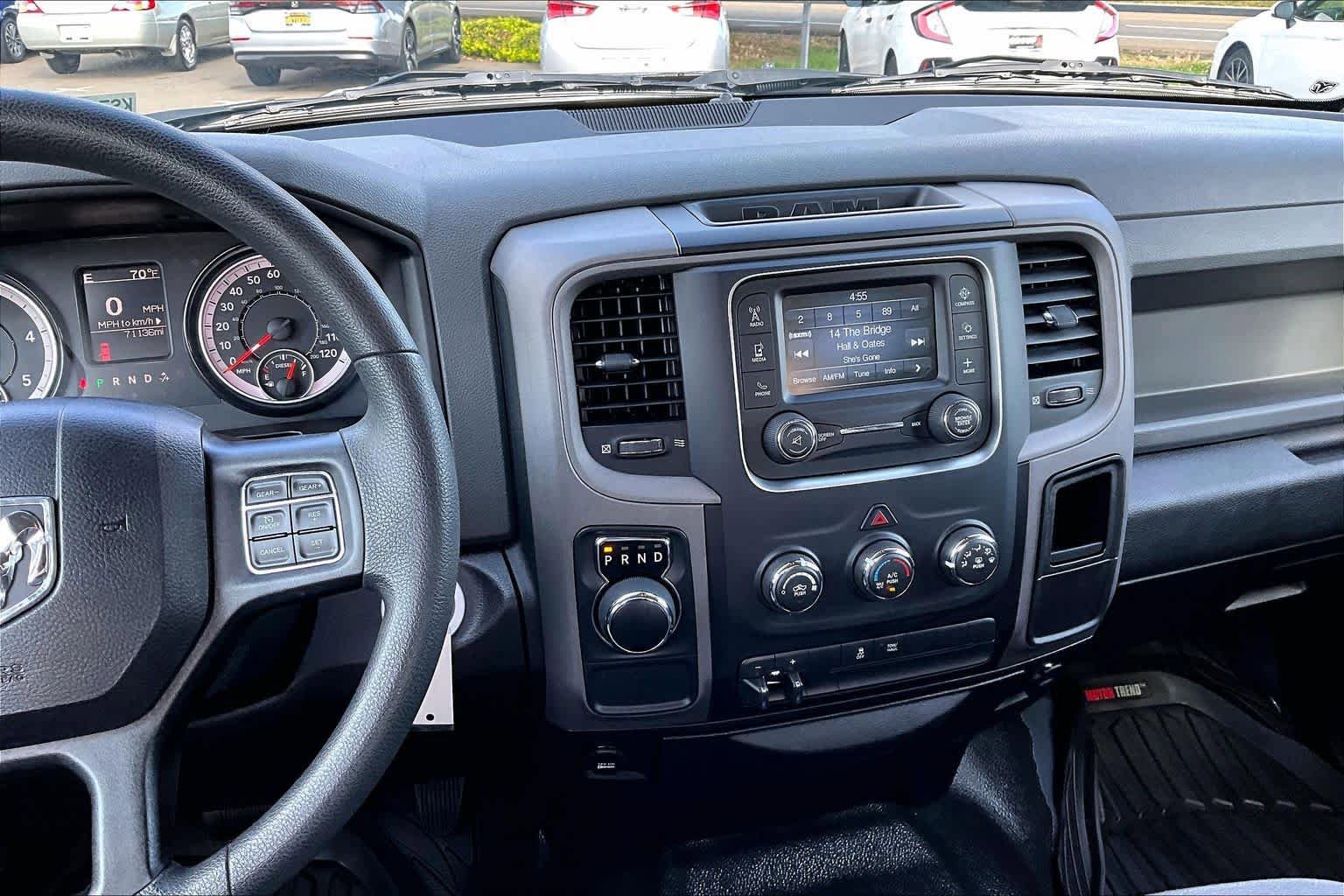 Used 2019 RAM 1500 Tradesman w/ Chrome Appearance Group RWD image 6