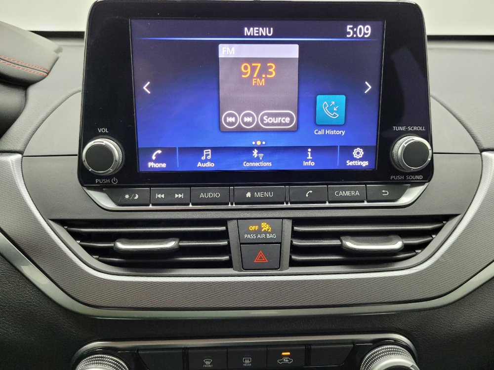 Used 2024 Nissan Altima 2.5 SR FWD image 25
