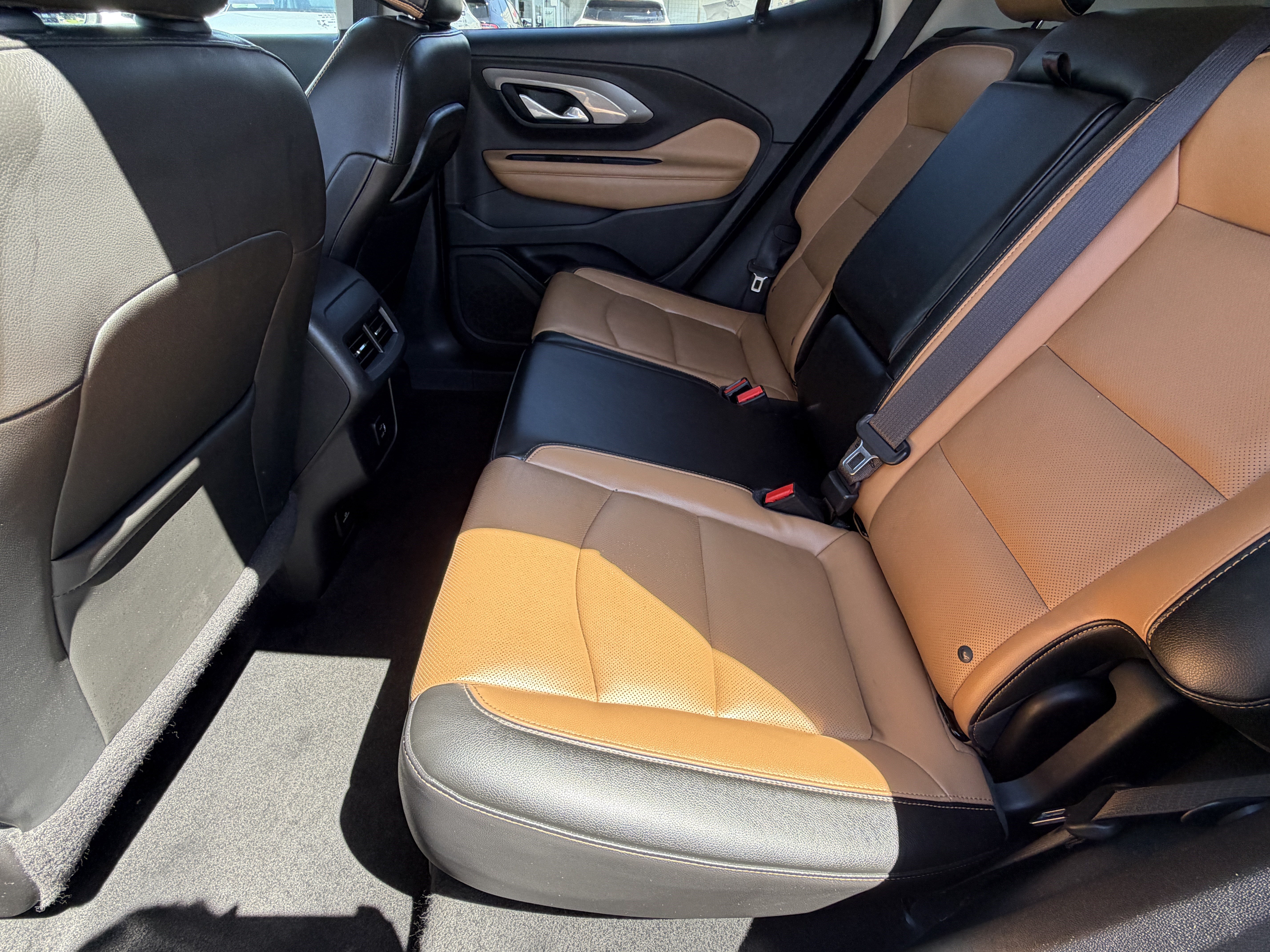 Used 2018 GMC Terrain SLT w/ Preferred Package FWD image 27