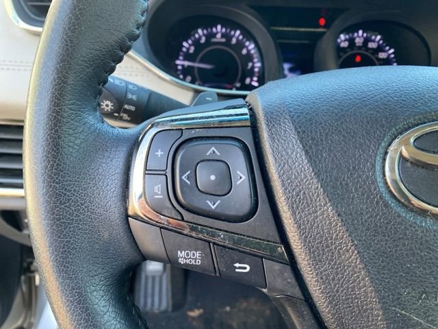 Used 2015 Toyota Avalon XLE FWD image 13