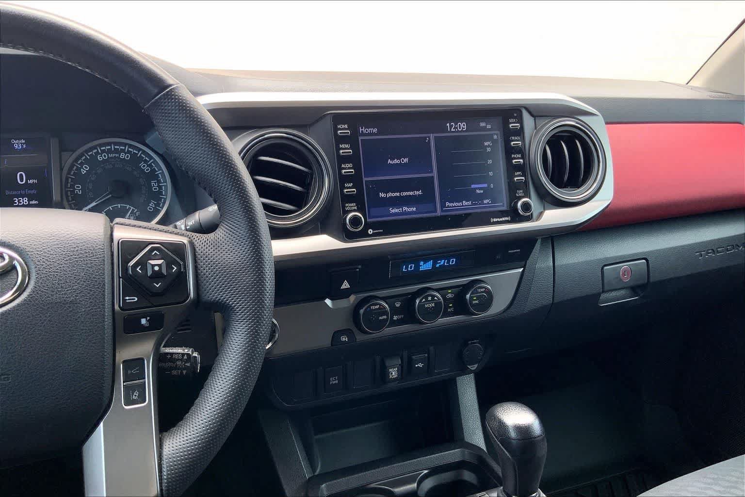 Used 2023 Toyota Tacoma SR5 RWD image 15