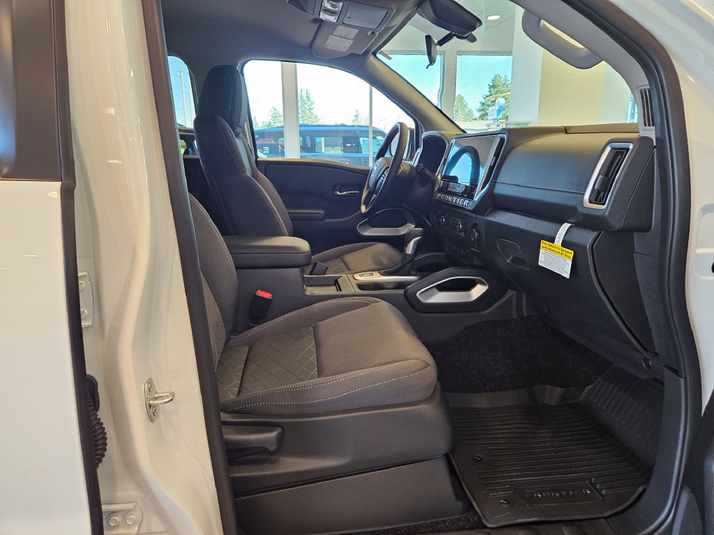 New 2026 Nissan Frontier SV w/ Tow Package AWD/4WD image 22