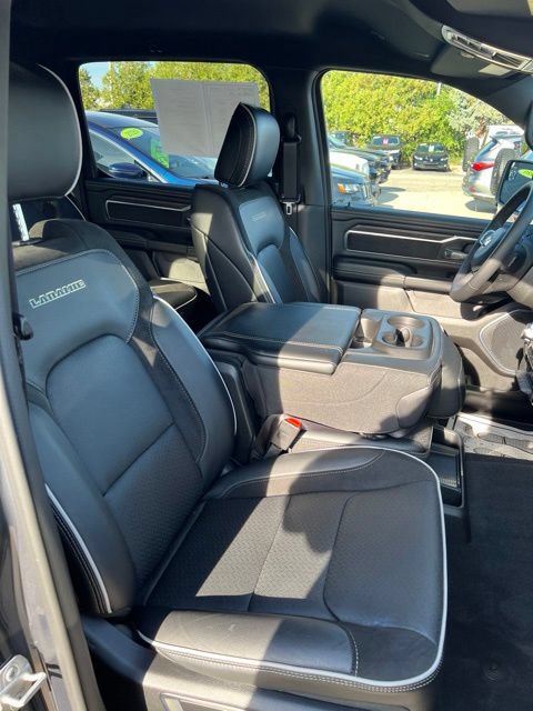 Used 2025 RAM 1500 Laramie AWD/4WD image 15