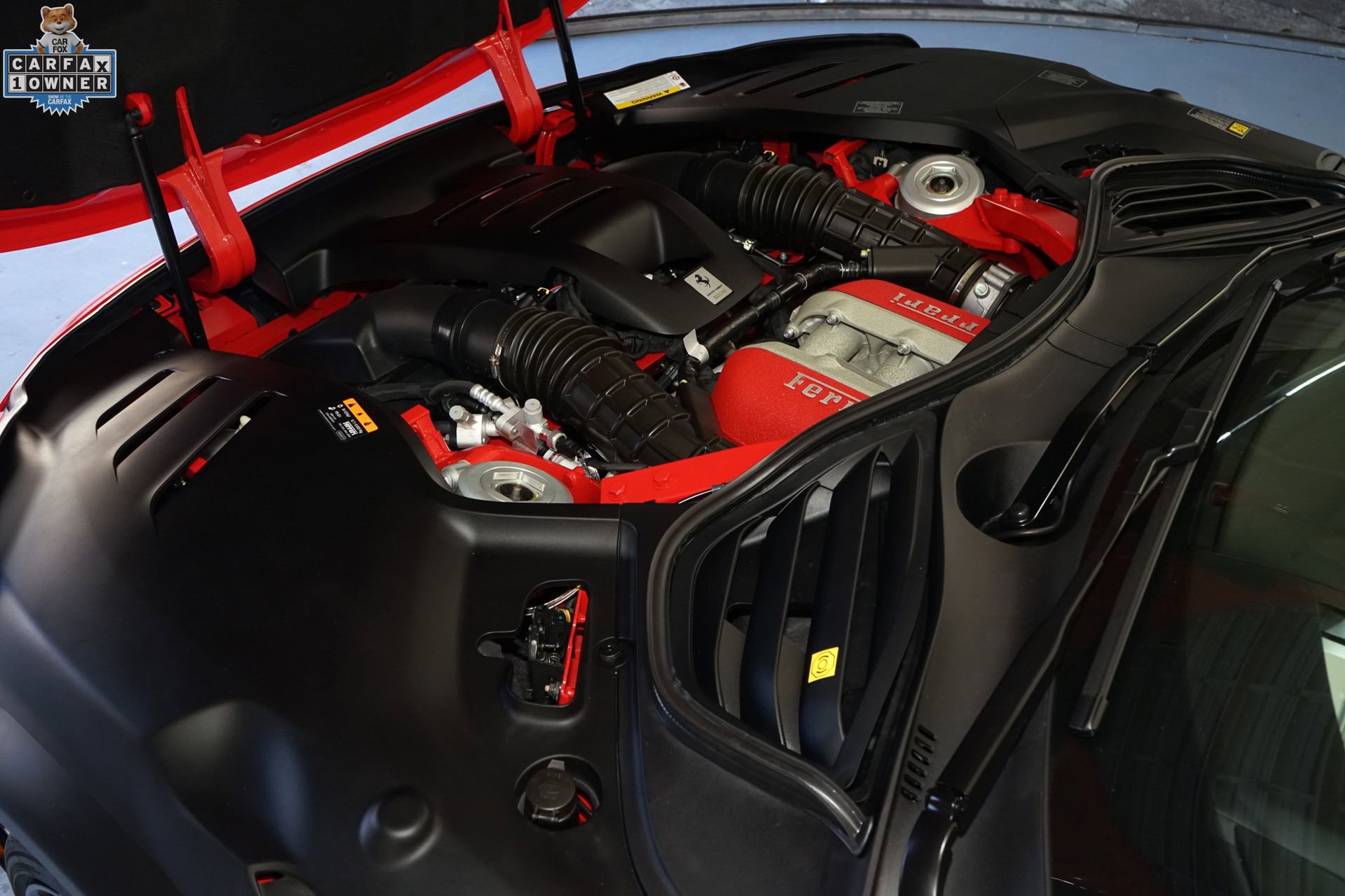 Used 2025 Ferrari Purosangue image 33