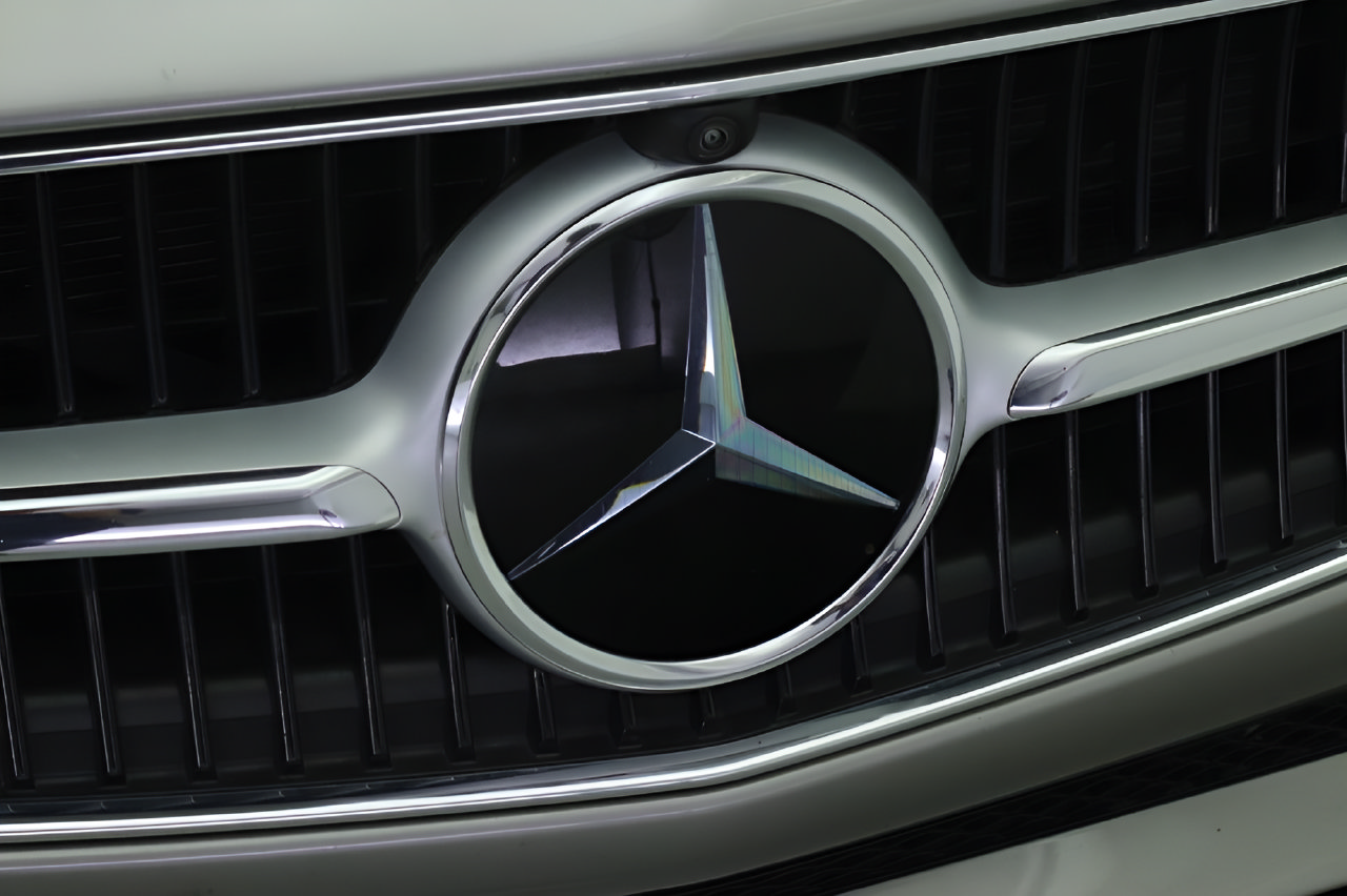 Certified 2023 Mercedes-Benz C 300 Sedan image 26
