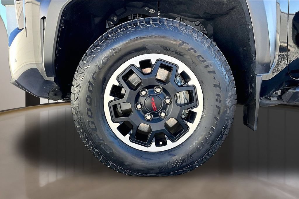 Used 2024 Toyota Tacoma TRD Off-Road w/ TRD Off Road Premium Package AWD/4WD image 30