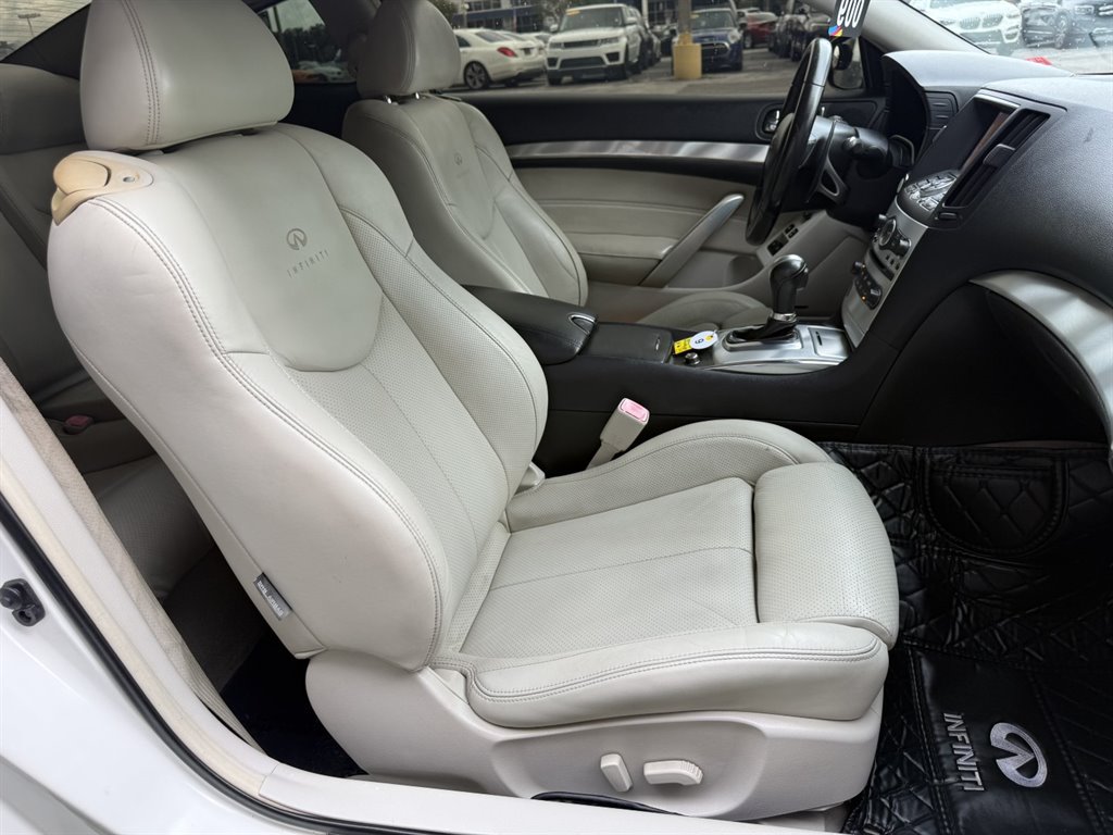 Used 2014 INFINITI Q60 Journey w/ Premium Package RWD image 13