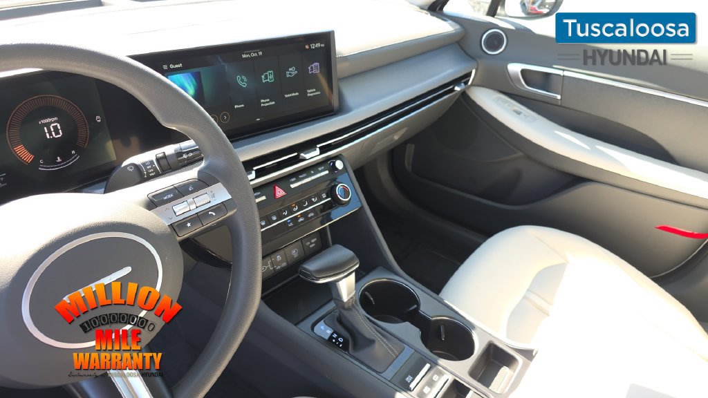 Used 2025 Hyundai Sonata SE FWD image 23