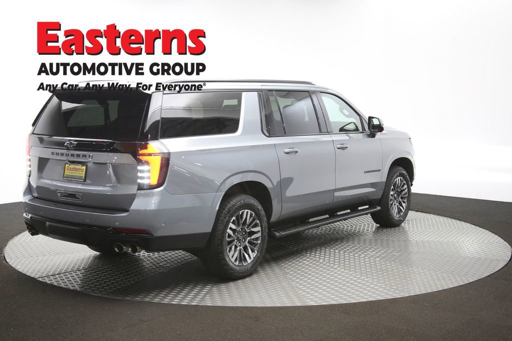Used 2025 Chevrolet Suburban Z71 image 43