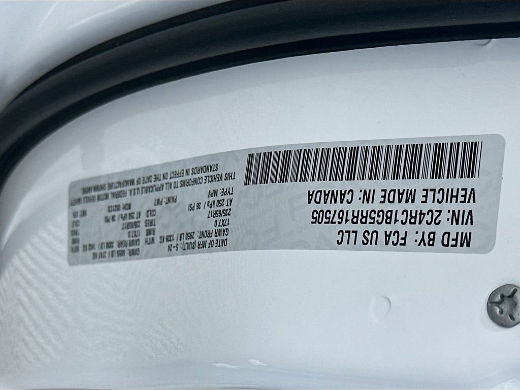 Used 2024 Chrysler Pacifica Touring-L image 31