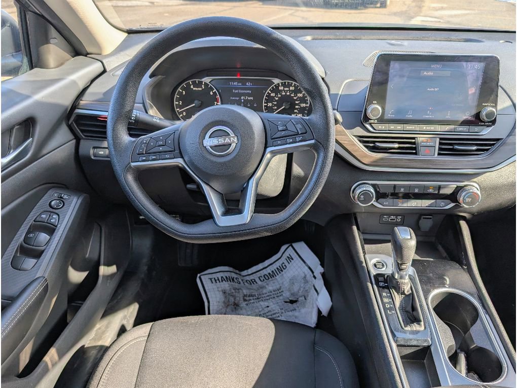 Used 2024 Nissan Altima 2.5 SV image 25