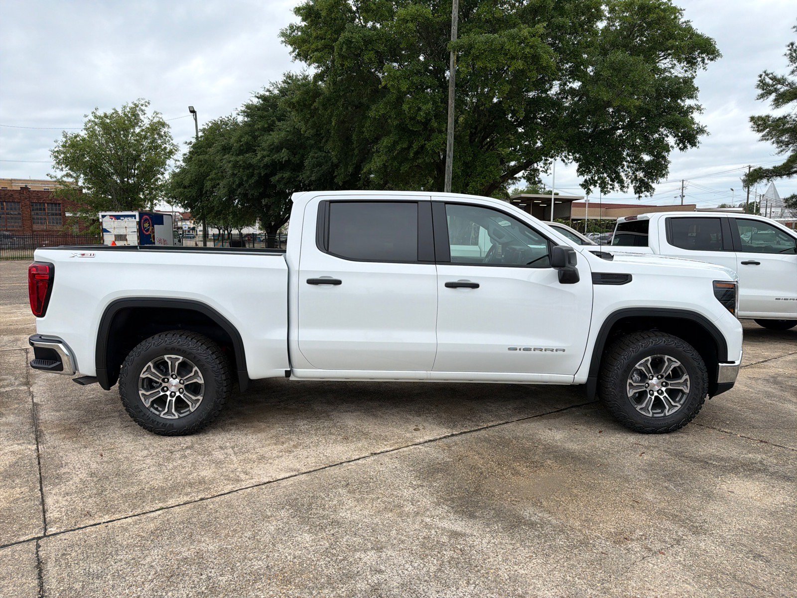 New 2026 GMC Sierra 1500 Pro w/ Pro Value Package AWD/4WD image 6