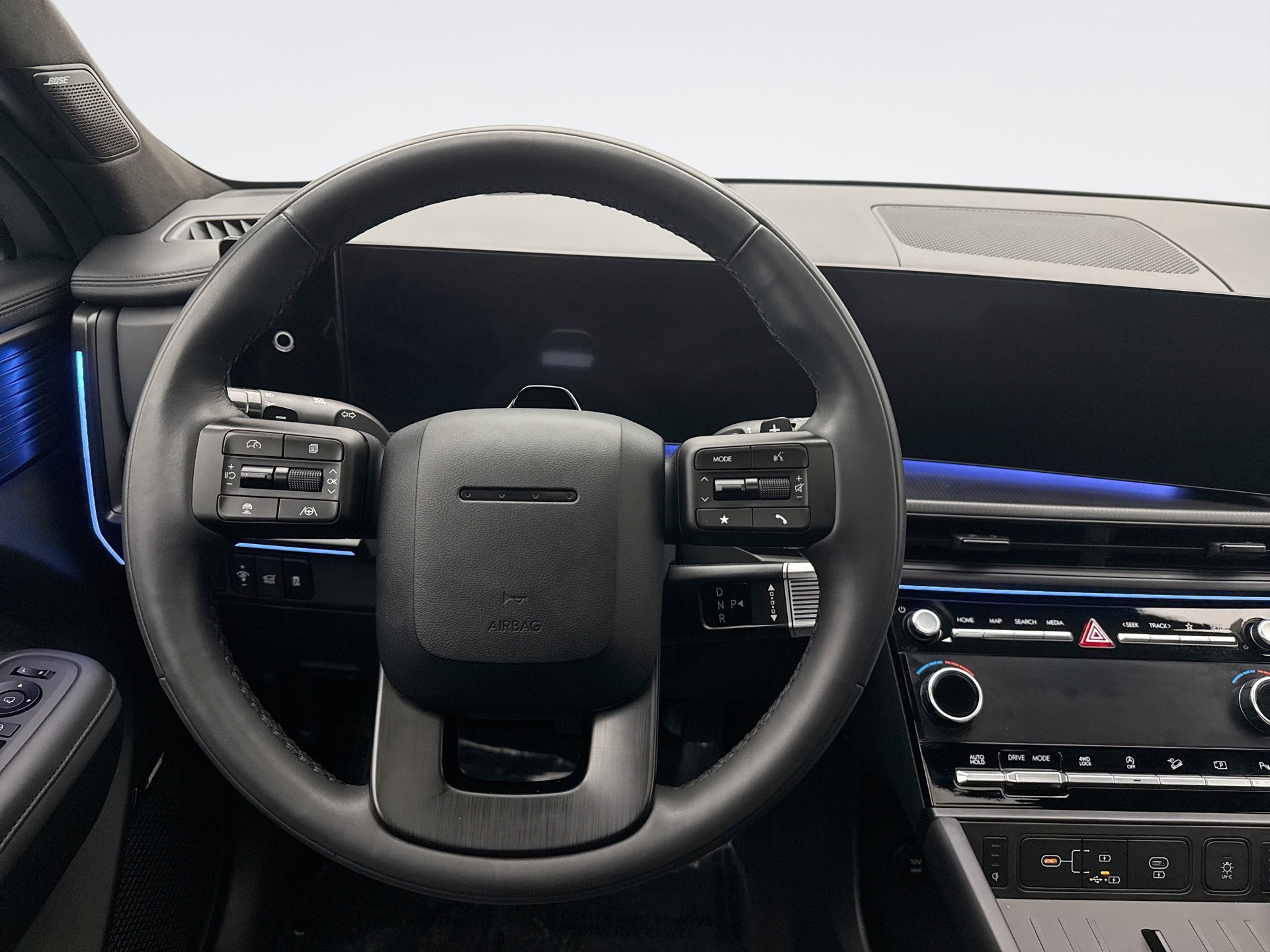 Used 2025 Hyundai Santa Fe Calligraphy image 12