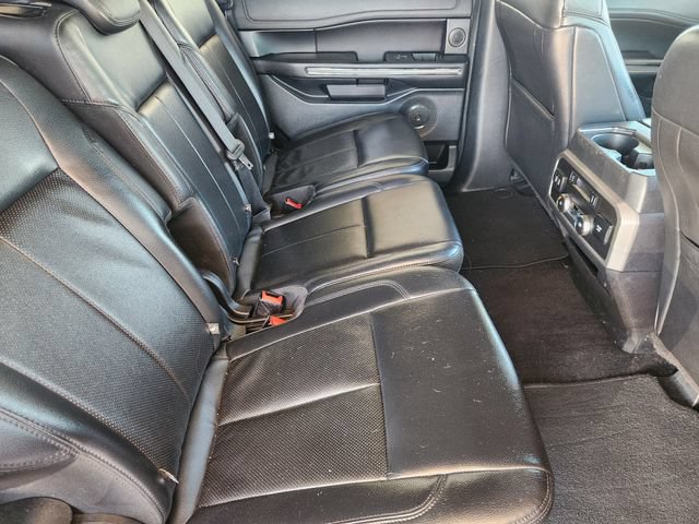 Used 2019 Ford Expedition XLT w/ Equipment Group 202A RWD image 29