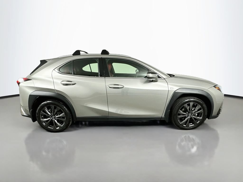 Used 2019 Lexus UX 200 F Sport FWD image 4