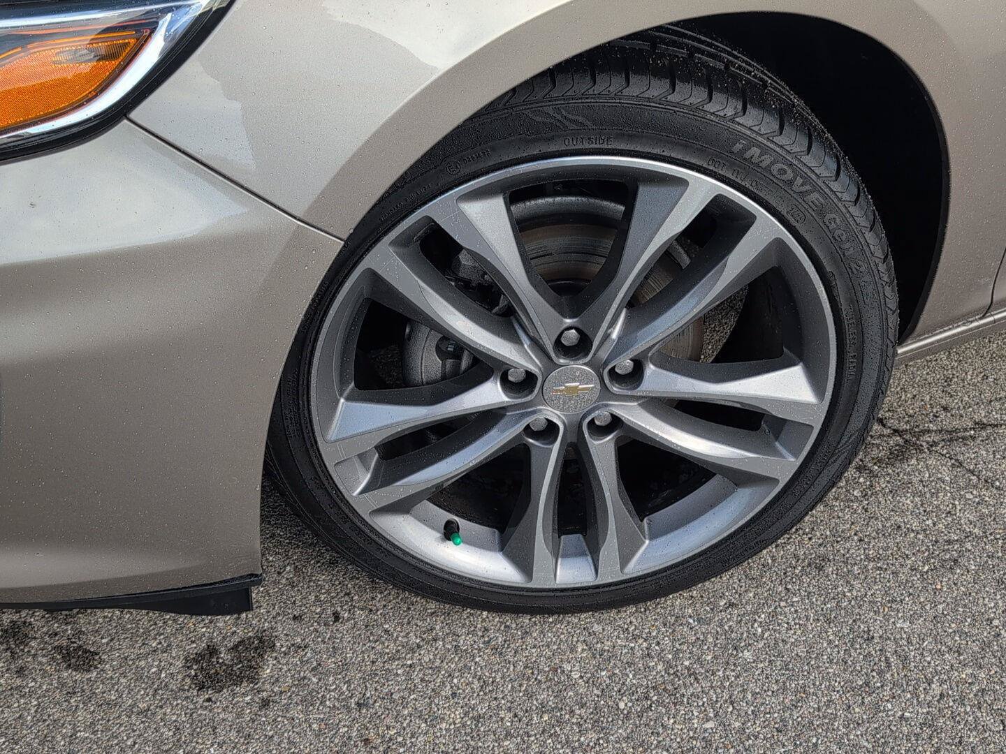 Used 2025 Chevrolet Malibu LT FWD image 5