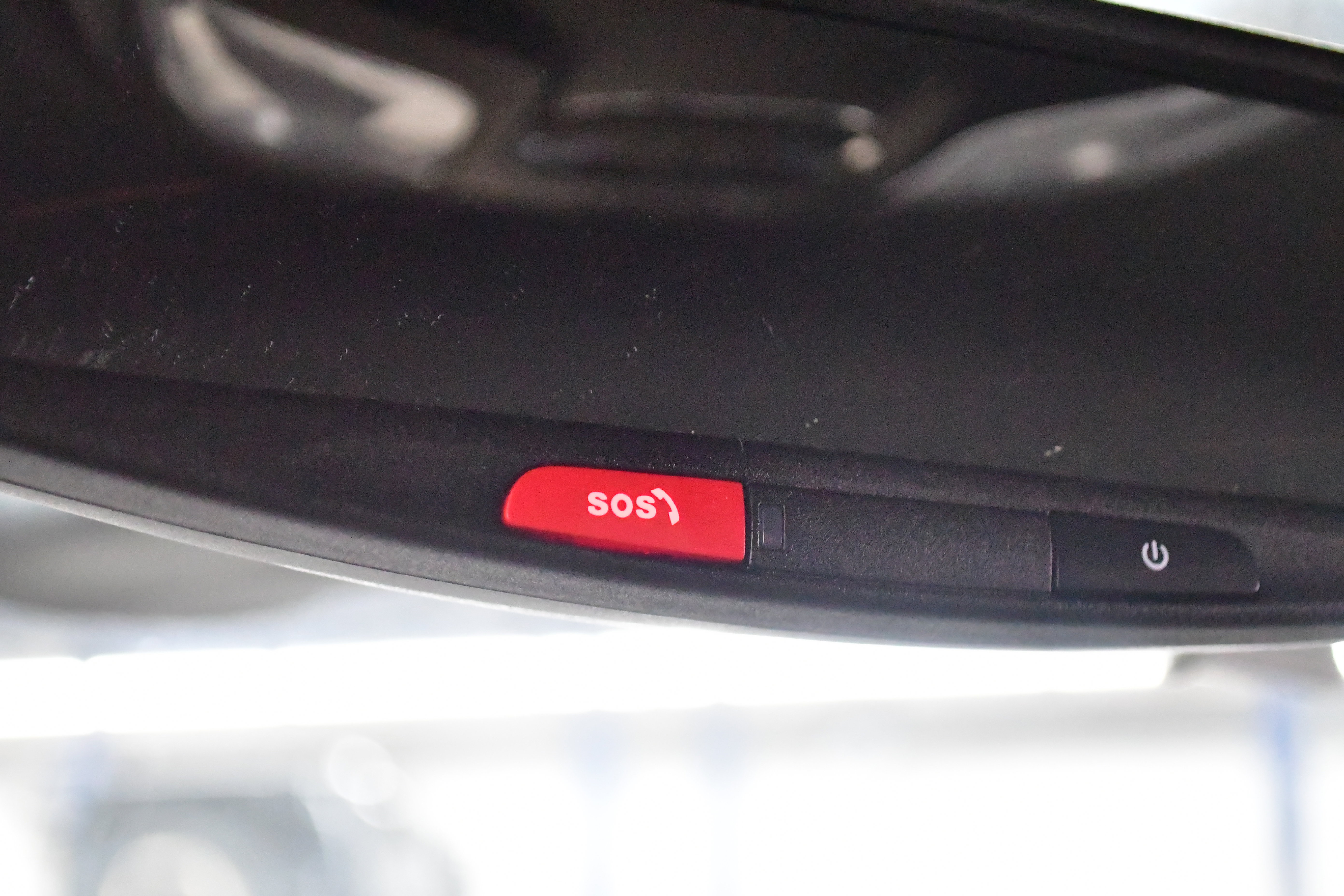 Used 2025 Jeep Compass Trailhawk image 31