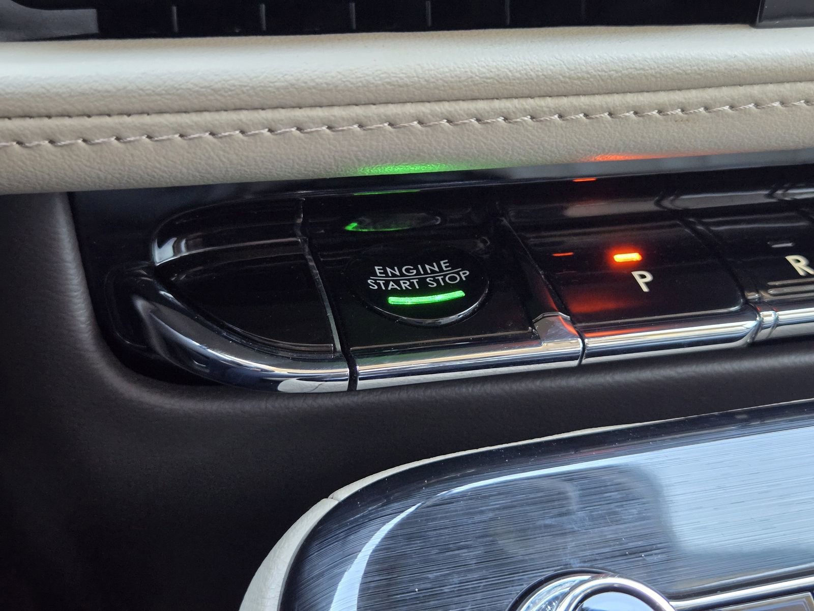 Used 2023 Lincoln Nautilus Reserve w/ Equipment Group 201A image 22