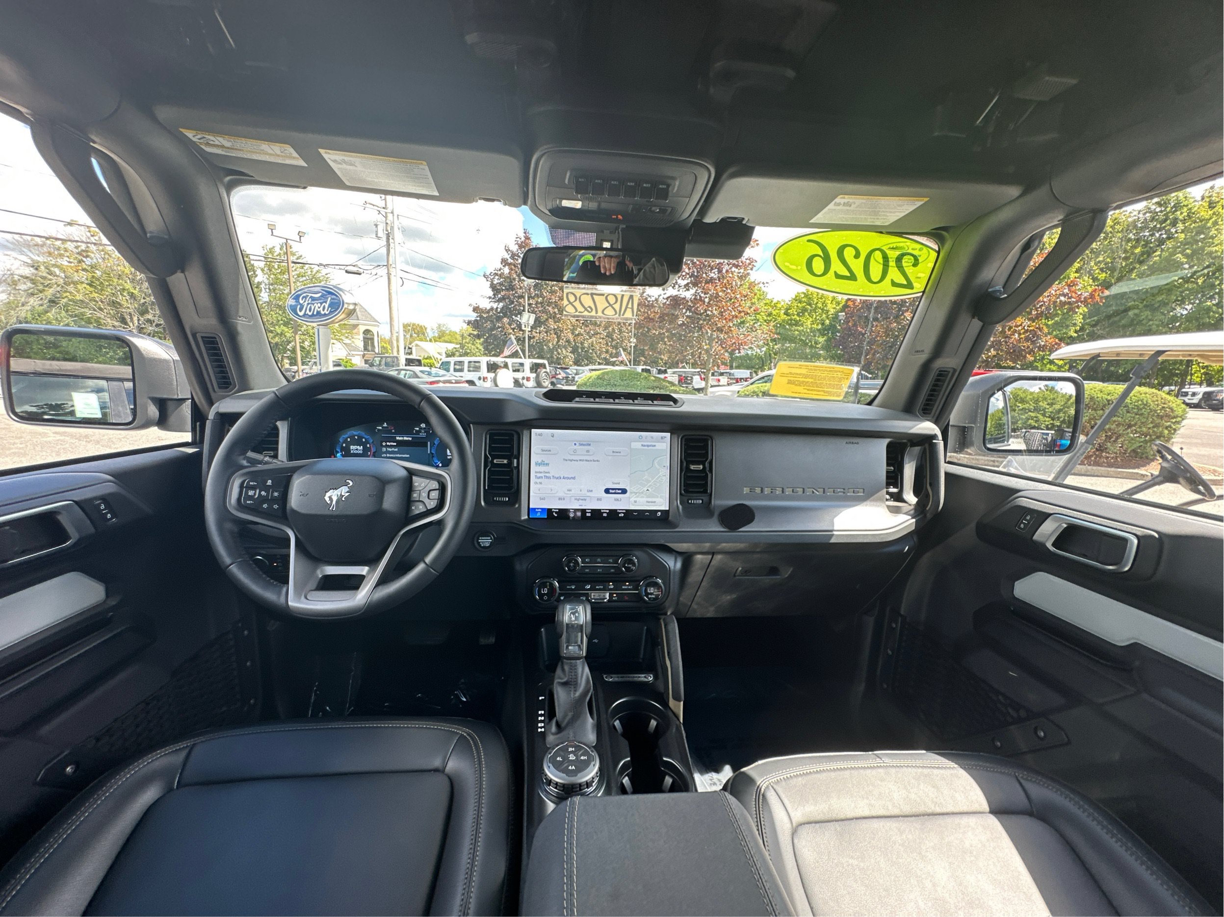 Used 2026 Ford Bronco Badlands AWD/4WD image 24
