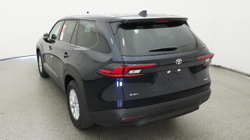 New 2026 Toyota Grand Highlander XLE FWD image 6