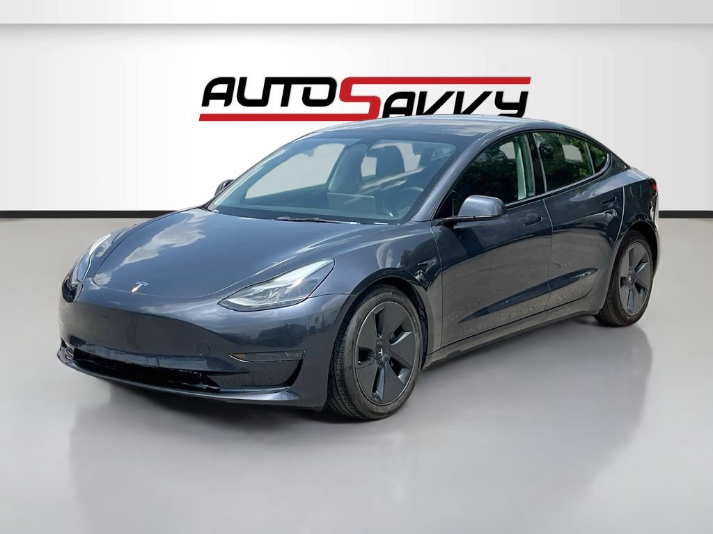 Used 2023 Tesla Model 3 Standard Range RWD image 3