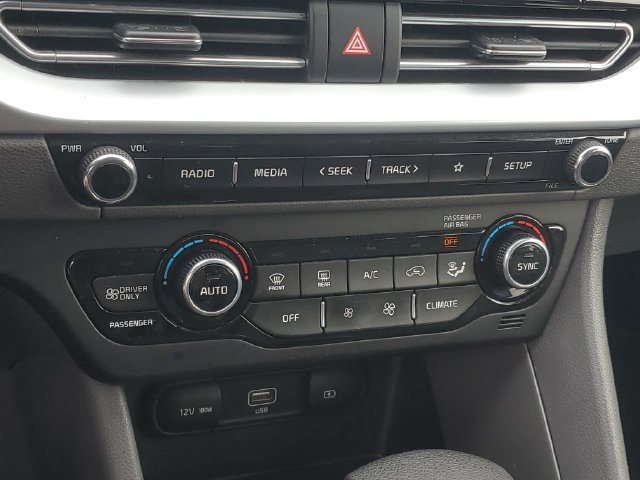 Used 2022 Kia Niro LX FWD image 24