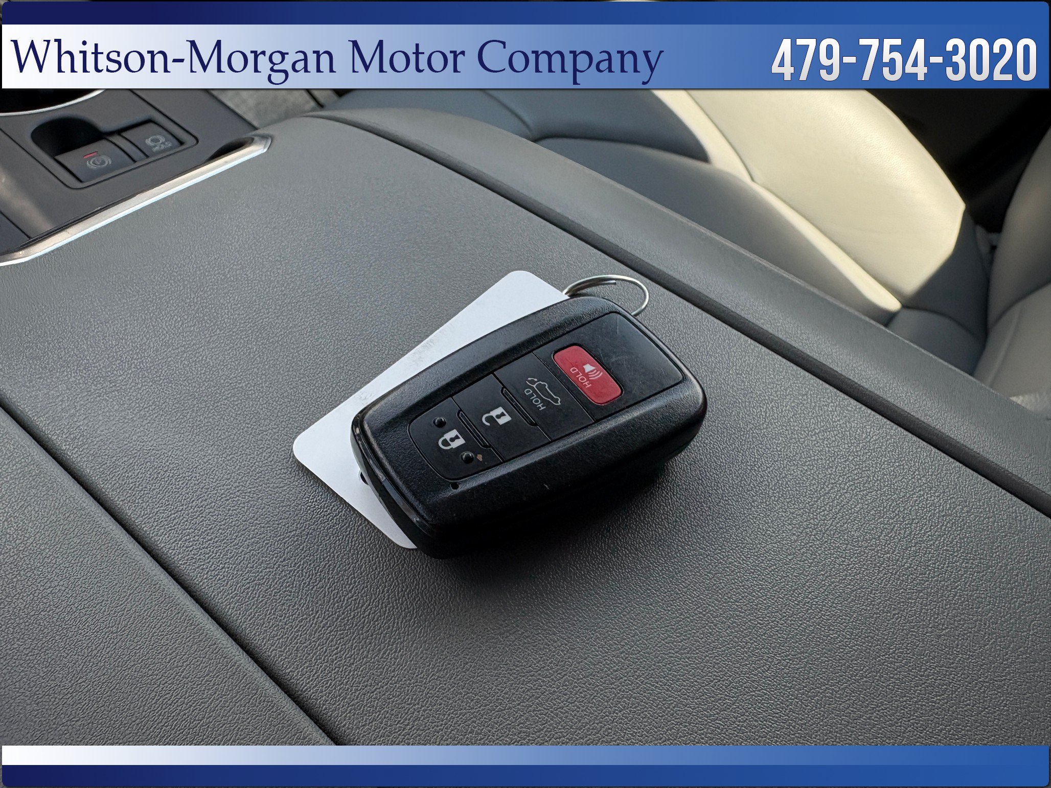 Used 2022 Toyota Highlander XLE AWD/4WD image 24
