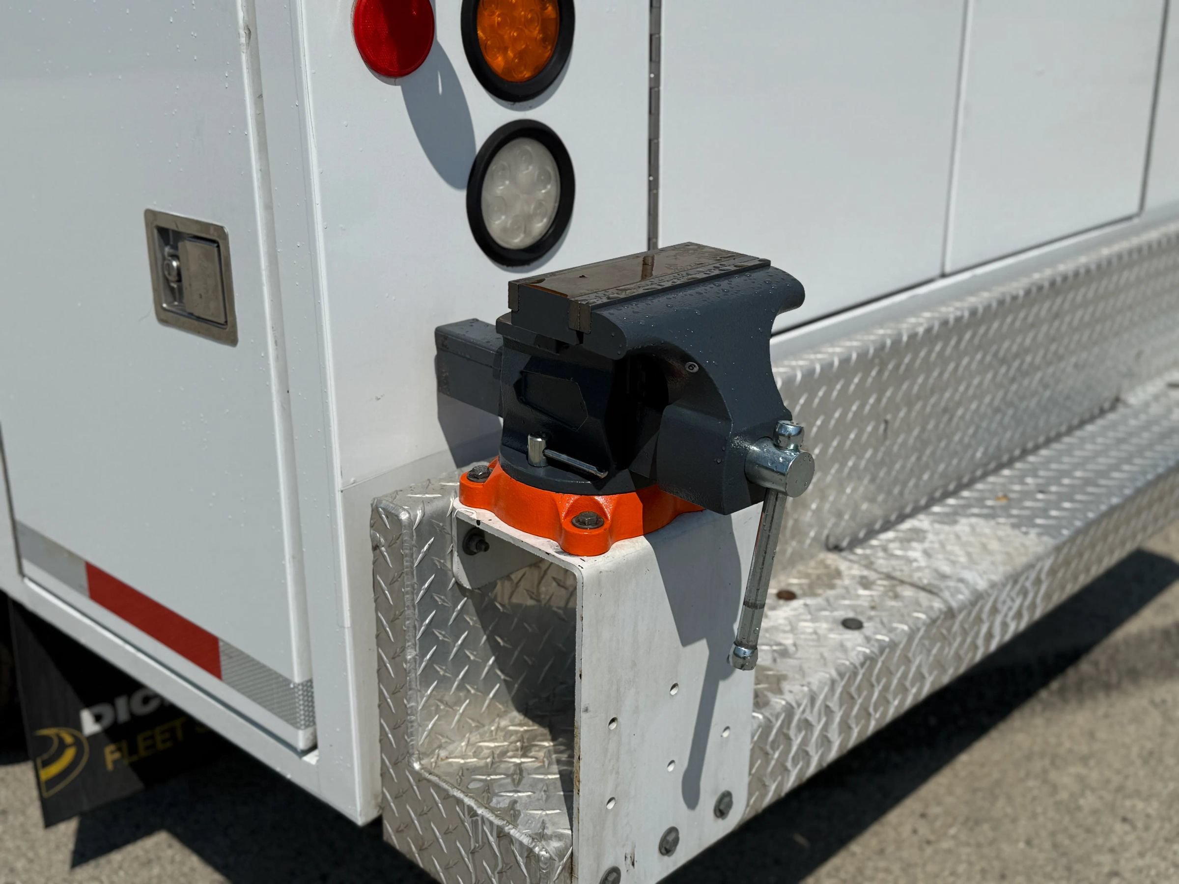 Used 2019 Freightliner Sprinter 3500 w/ Premium Package RWD image 22