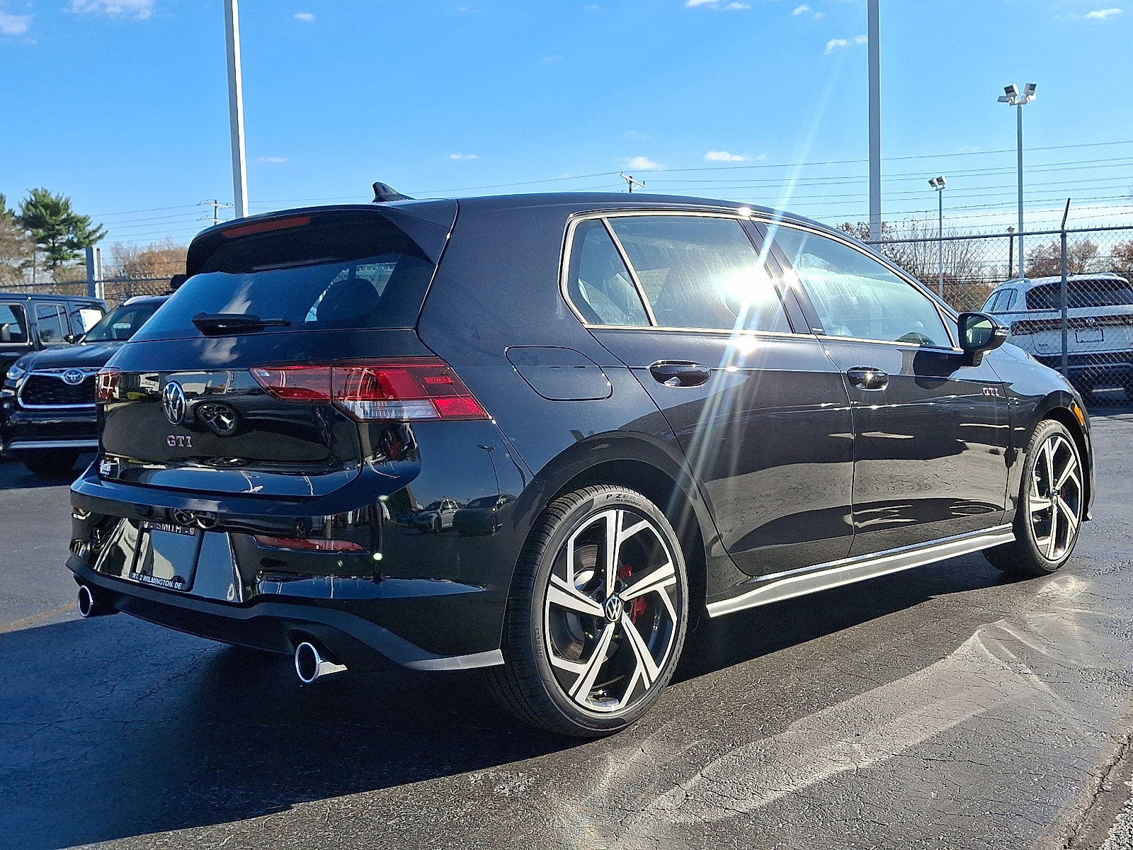 New 2026 Volkswagen GTI SE image 4