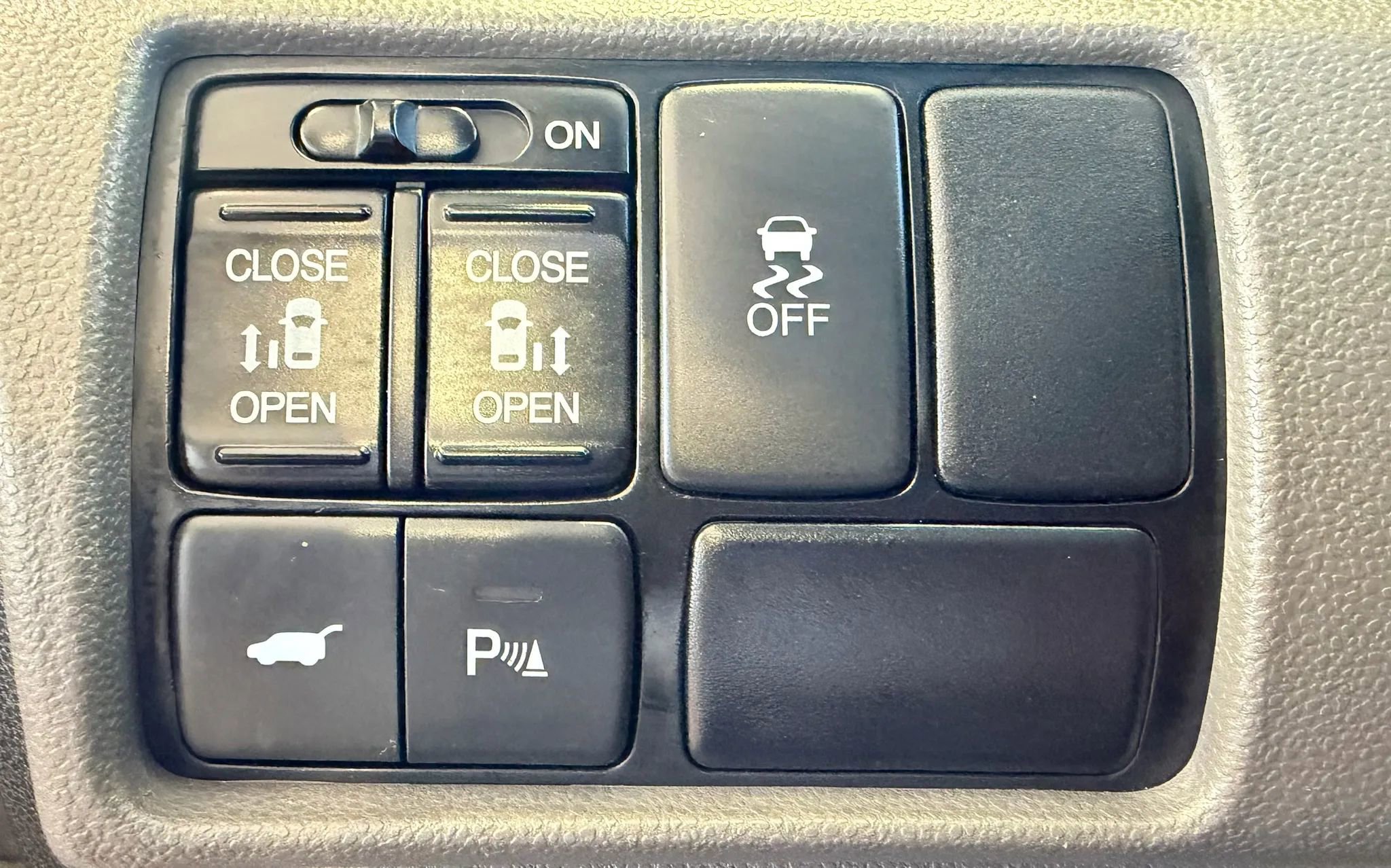 Used 2011 Honda Odyssey Touring image 14