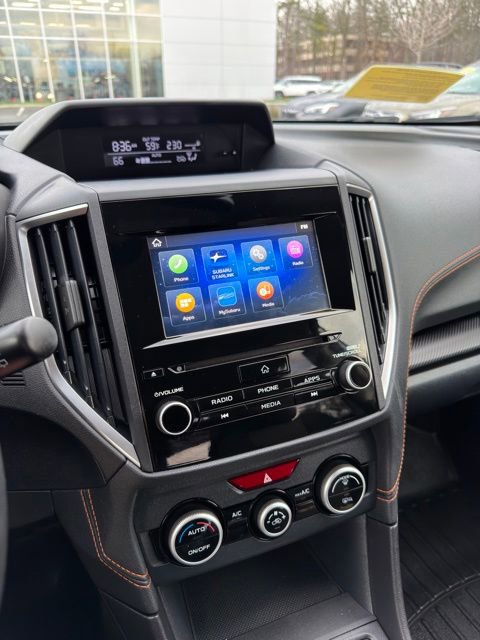 Used 2021 Subaru Crosstrek 2.0i Premium image 11