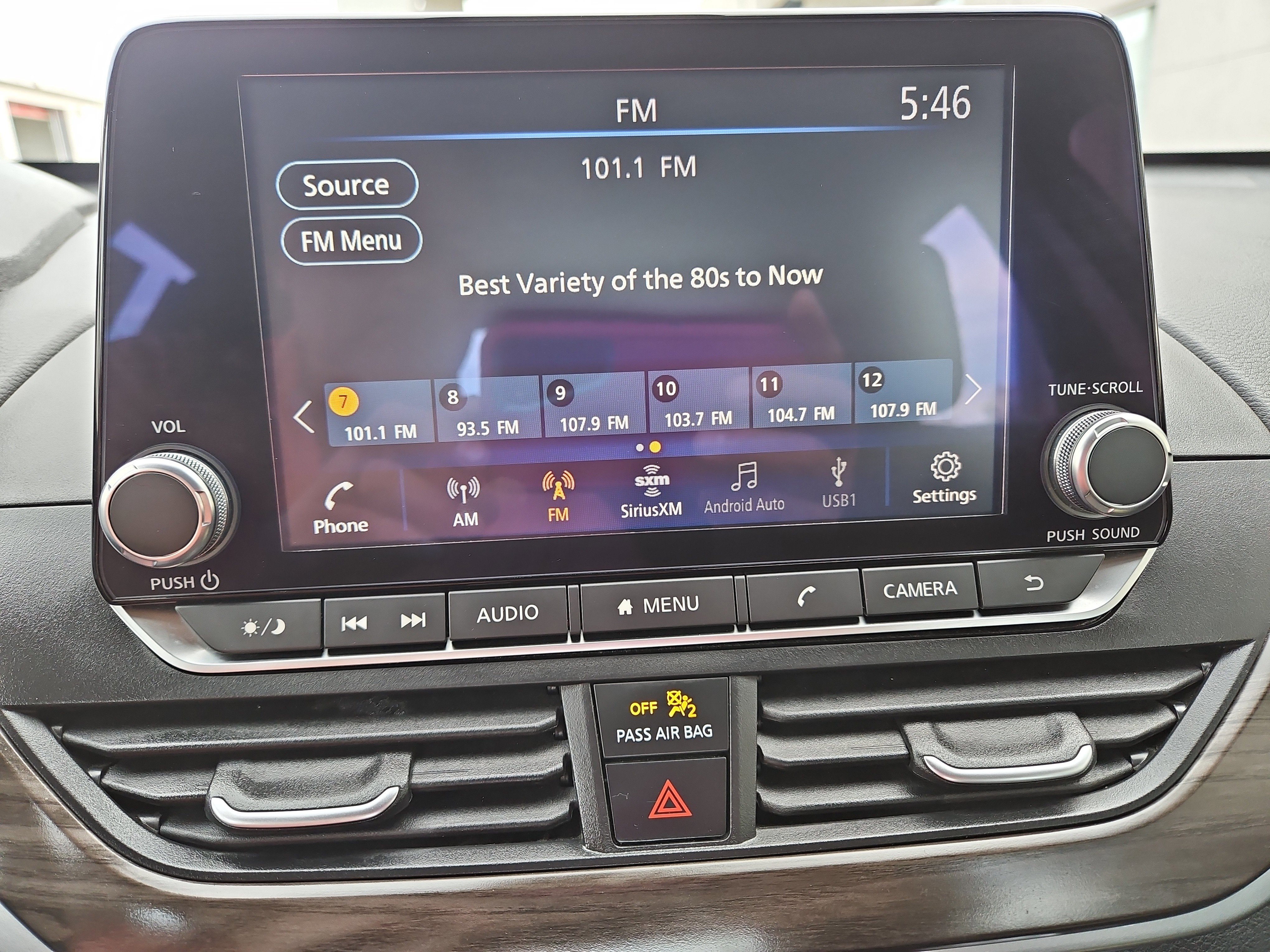 Used 2024 Nissan Altima 2.5 SV image 12