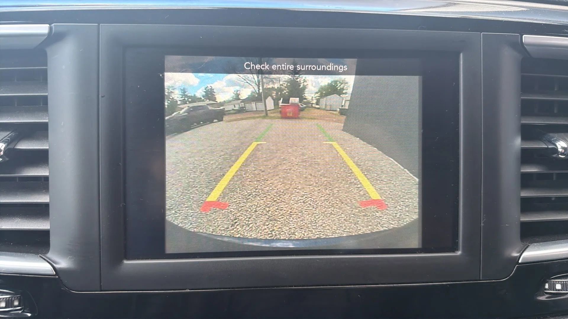 Used 2020 Chrysler Pacifica Touring-L FWD image 26