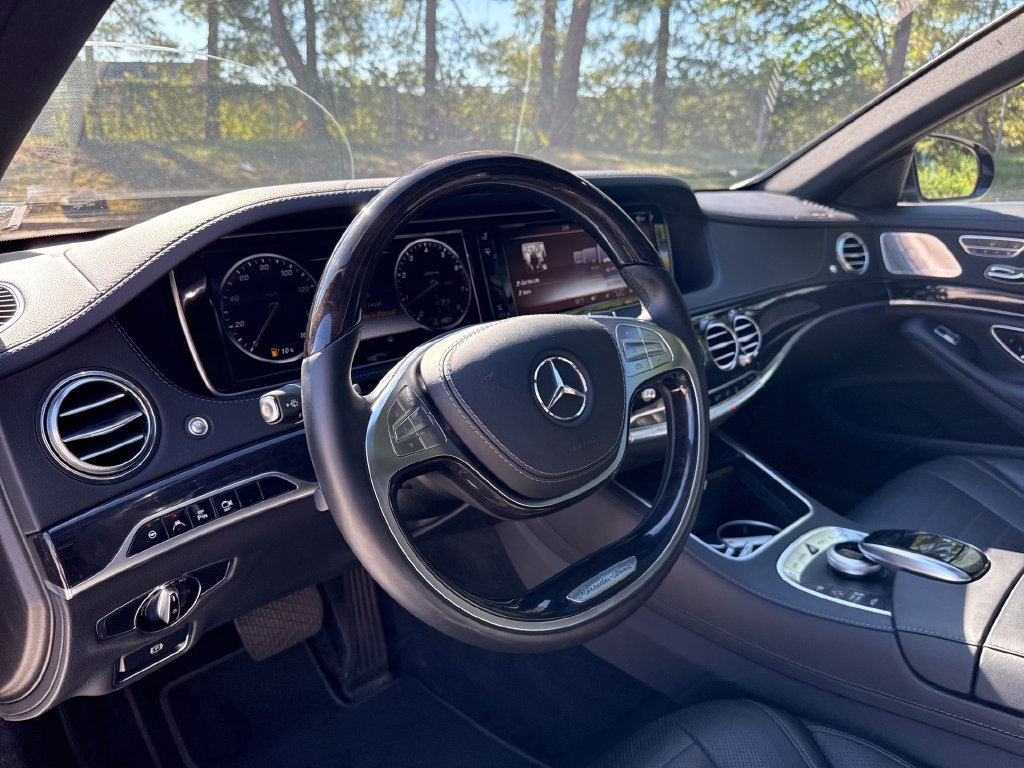 Used 2016 Mercedes-Benz S 550 Sedan image 14