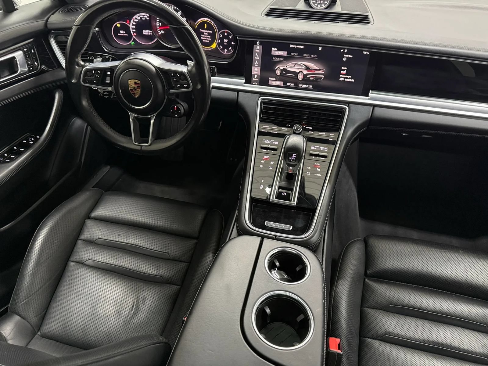 Used 2017 Porsche Panamera Turbo w/ Sport Chrono Package AWD/4WD image 8
