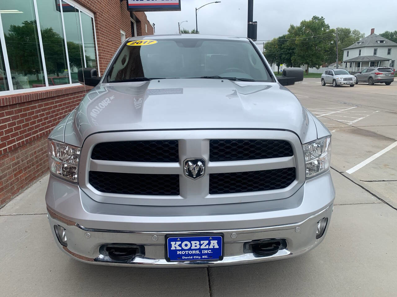 Used 2017 RAM 1500 Outdoorsman image 5