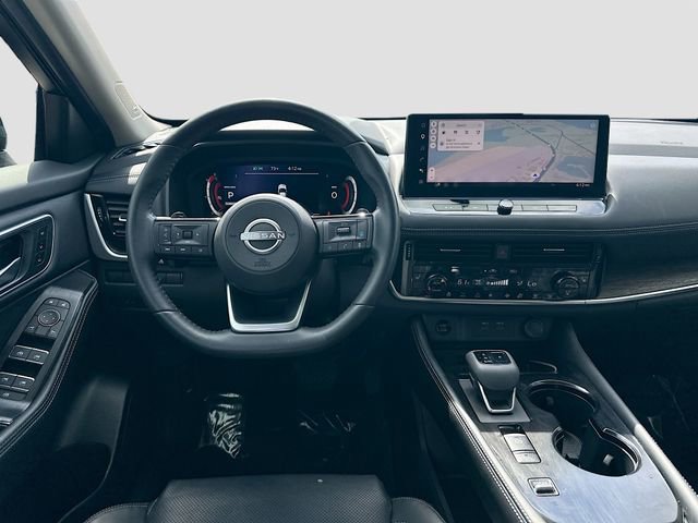 Used 2024 Nissan Rogue Platinum w/ Platinum Premium Package FWD image 24