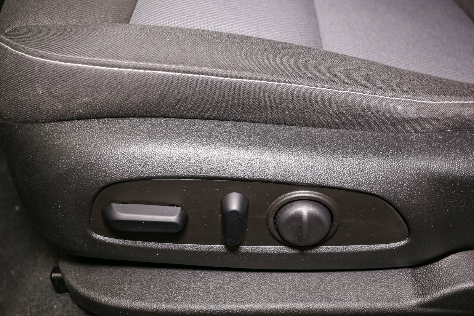 Used 2023 Chevrolet Blazer LT w/ Convenience Package image 45