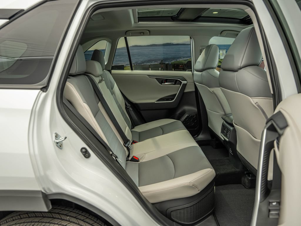 Used 2025 Toyota RAV4 Limited w/ Advanced Technology Package AWD/4WD image 39