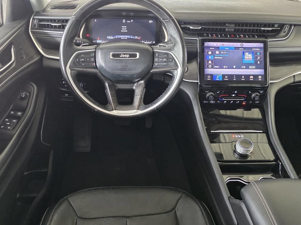 Used 2022 Jeep Grand Cherokee L Limited RWD image 11