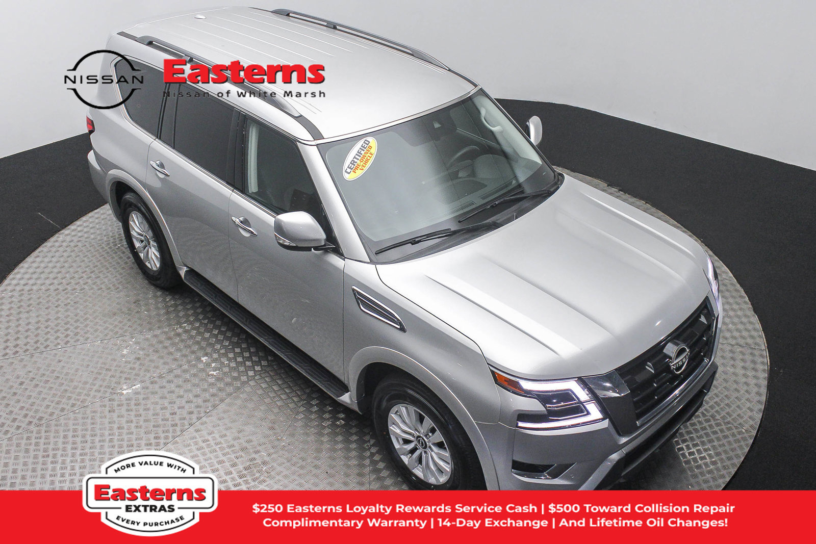 Used 2023 Nissan Armada SV AWD/4WD image 3