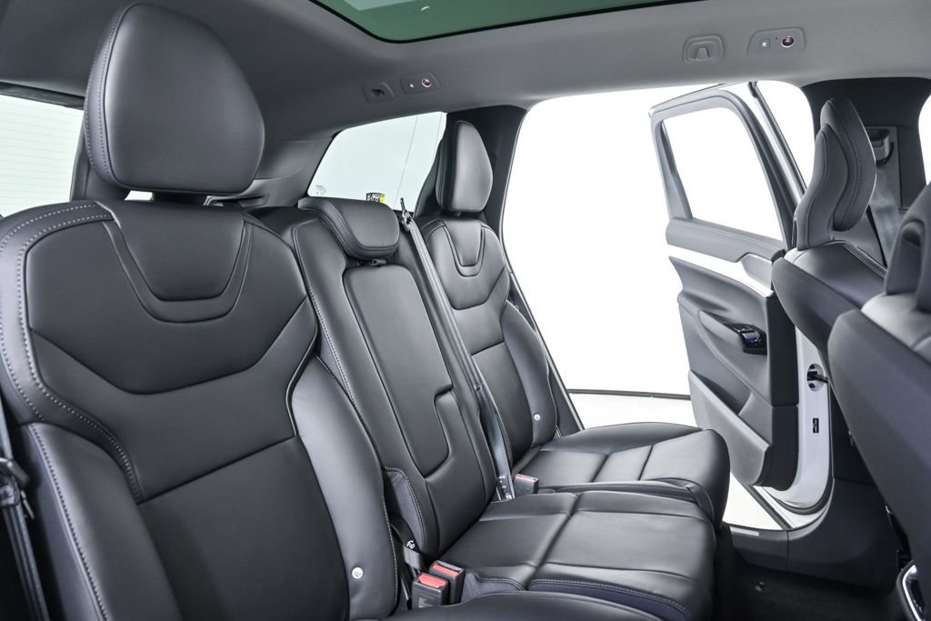 New 2026 Volvo EX90 Ultra AWD/4WD image 23