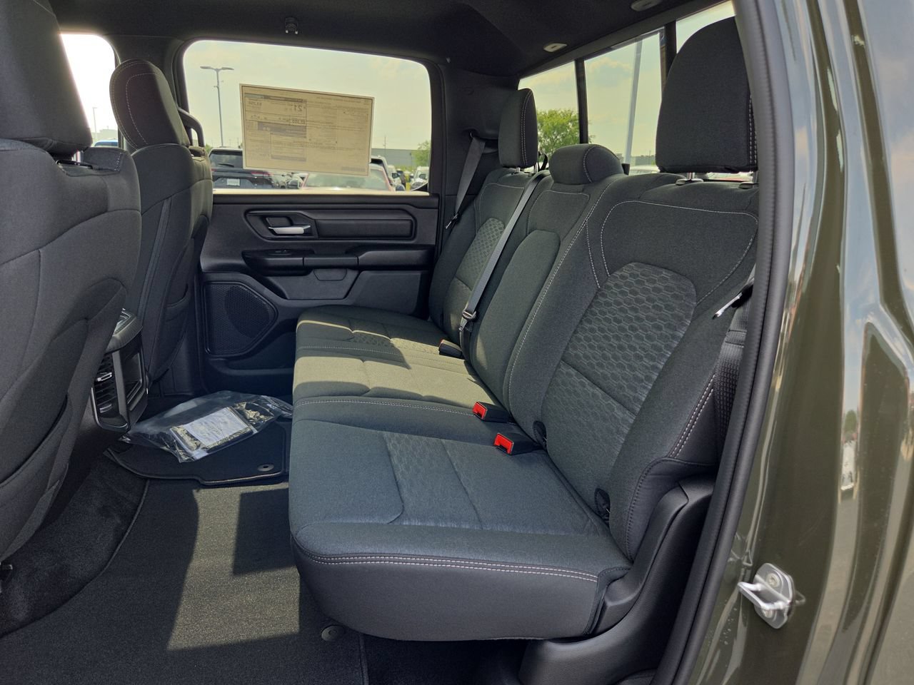 New 2026 RAM 1500 Express AWD/4WD image 13