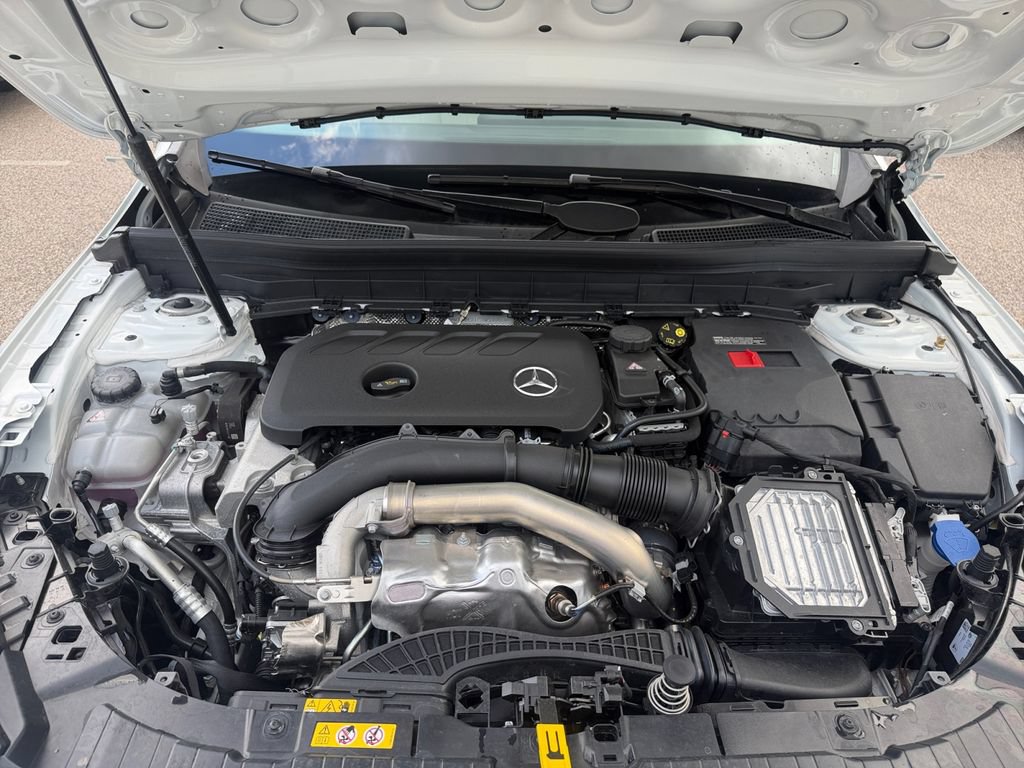 New 2026 Mercedes-Benz GLB 250 image 24