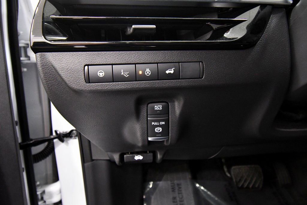 Used 2025 Nissan Murano Platinum w/ Cargo Package image 20