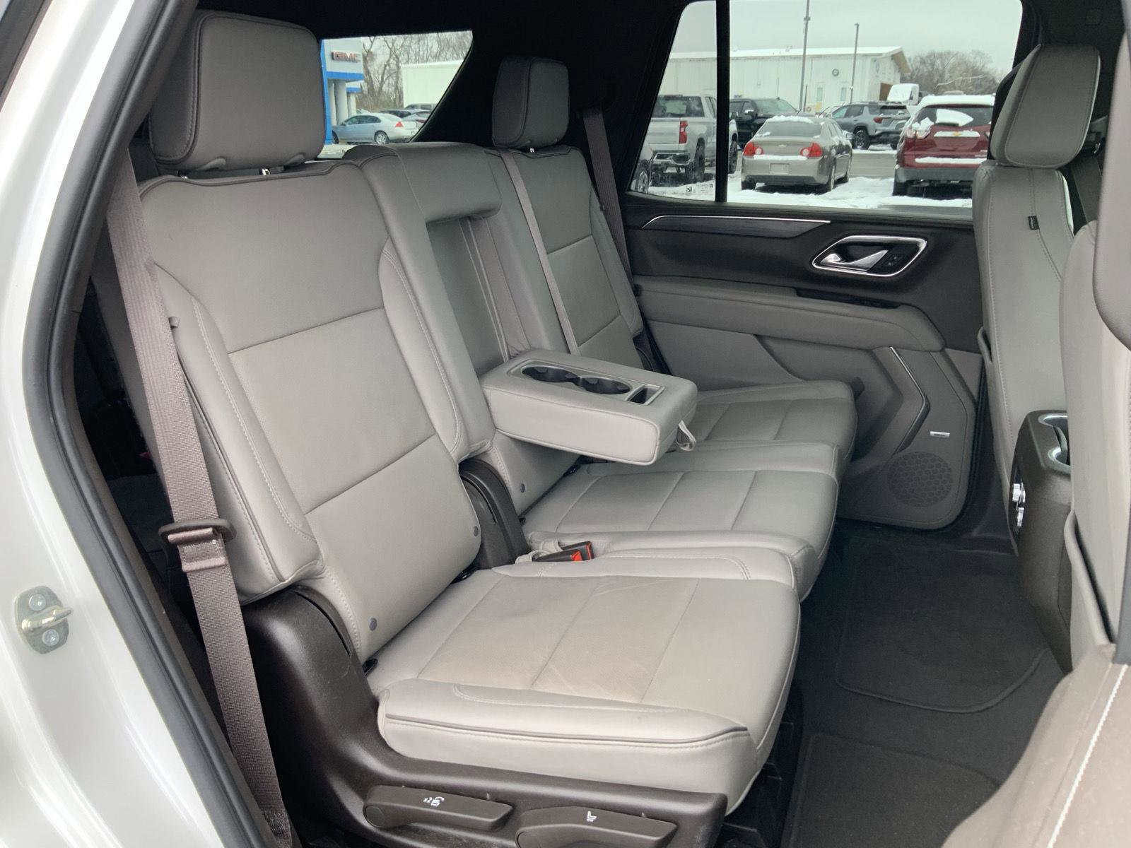 Used 2023 GMC Yukon SLT image 62