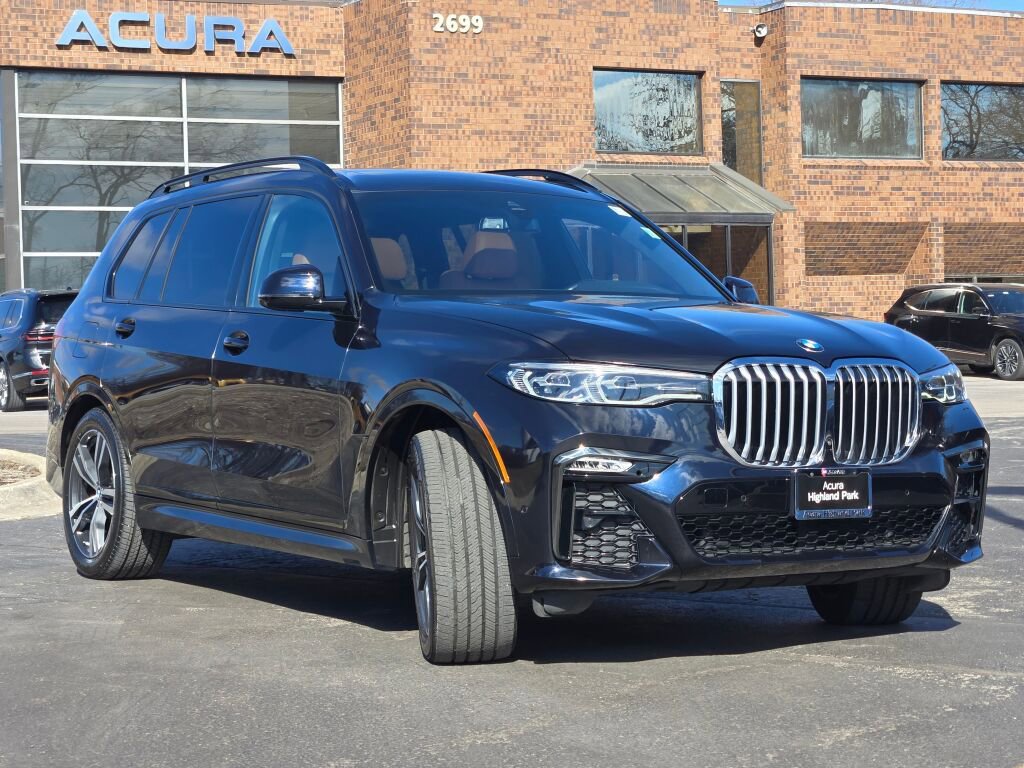 Used 2022 BMW X7 xDrive40i w/ M Sport Package image 10