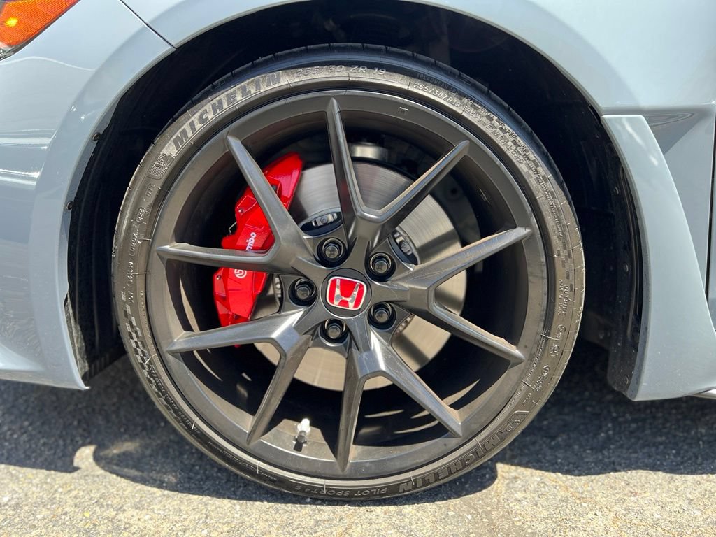 Used 2025 Honda Civic Type R image 9