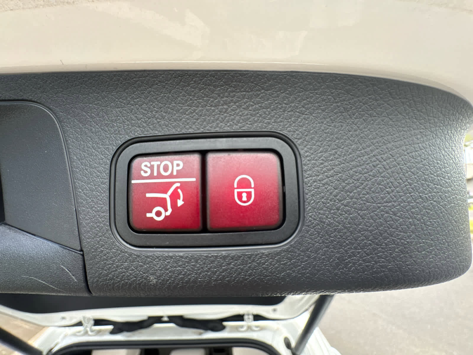 Used 2025 Mercedes-Benz GLA 250 image 8