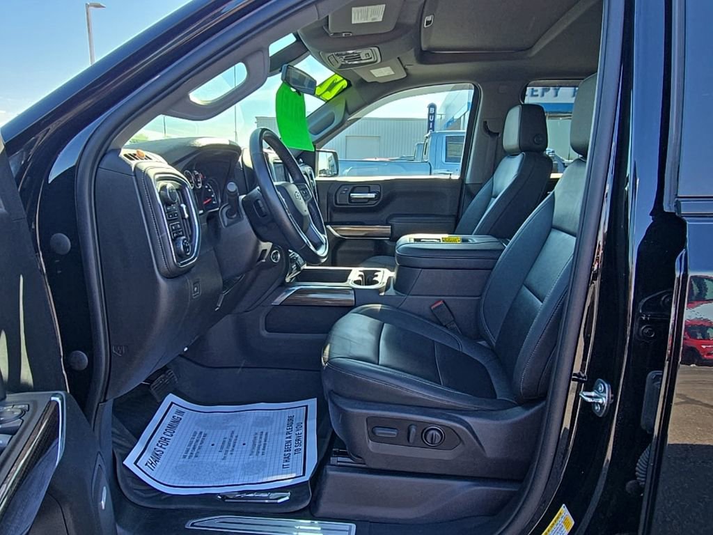 Used 2022 Chevrolet Silverado 1500 LT Trail Boss w/ LT Trail Boss Premium Package AWD/4WD image 9